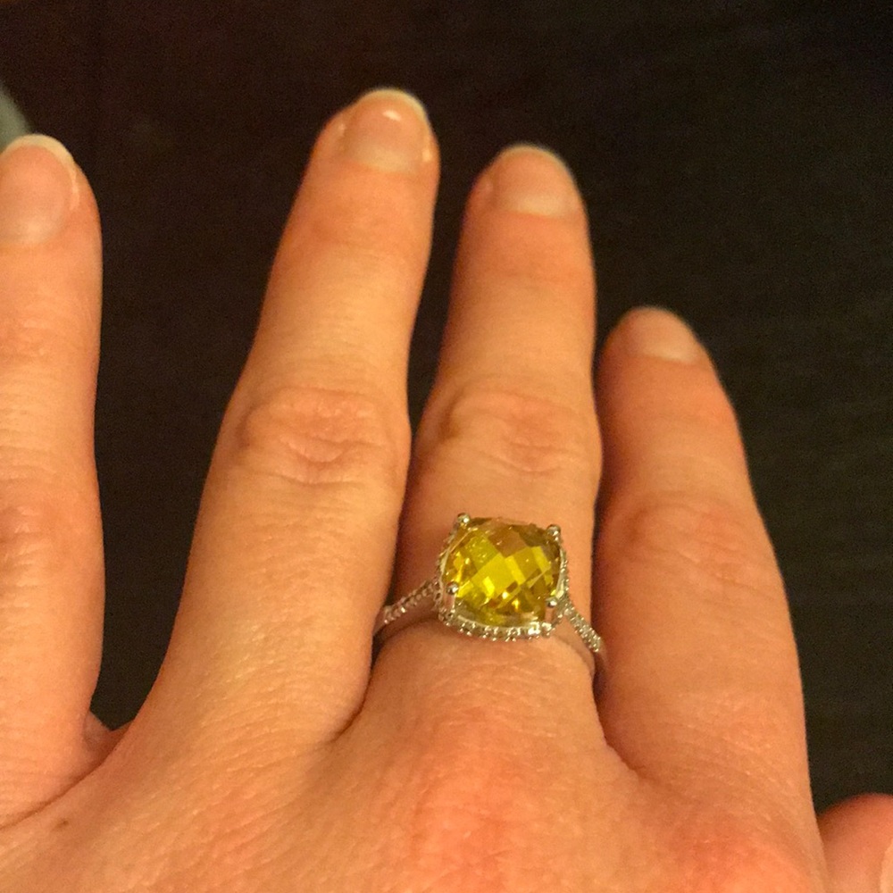 Designer yellow stone costume ring with halo